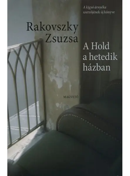 A Hold a hetedik házban